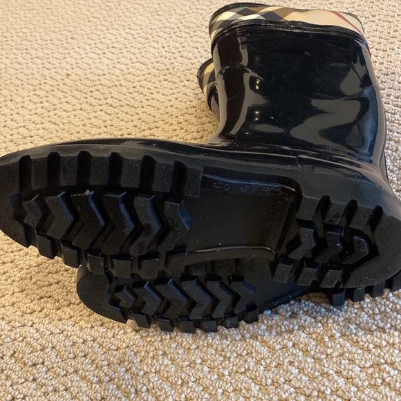 Burberry Rain boots - Picture 7 of 7